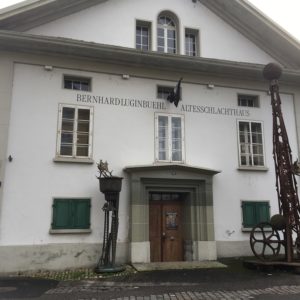 Krimi-Trail Burgdorf: Verkohlte Luginbühl-Skulpturen